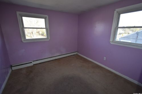 254 Jefferson Ave, Amityville NY  11701-2347 exterior