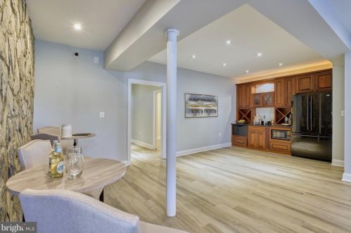 40280 Spectacular Bid Pl, Leesburg VA  20176-7173 exterior