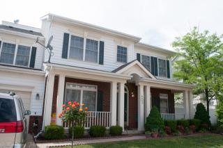 9882 Dochart Sound Ln, Bristow, VA 20136-2590