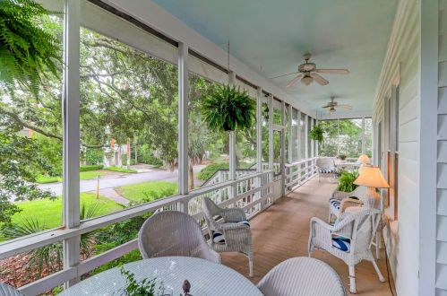 29 Beachwood, Isle Of Palms SC  29451-2815 exterior