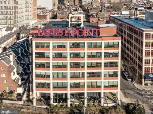 2429 Locust St, Philadelphia PA  19103-5553 exterior