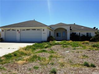25070 Divinci Ave, Lancaster, CA 93536-9172