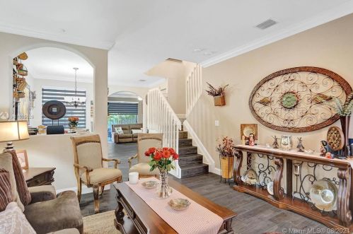 17032 33rd Ct, Hollywood, FL 33027-4534