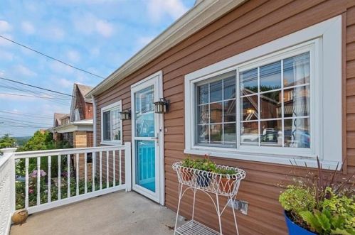 4347 Winterburn Ave, Pittsburgh, PA 15207-1184