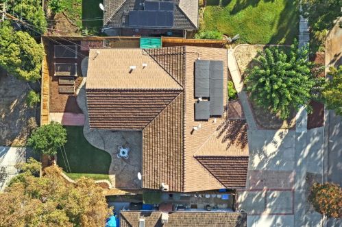 4779 Castlewood Dr, San Jose CA 95129-2258 exterior