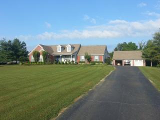 670 Parker Rd, Dyersburg, TN 38024-8526