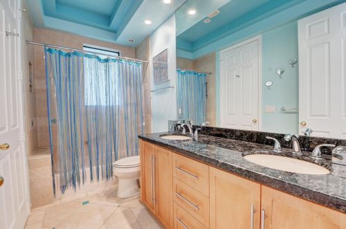 42 Northwoods Ln, Boynton Beach FL  33436-7405 exterior