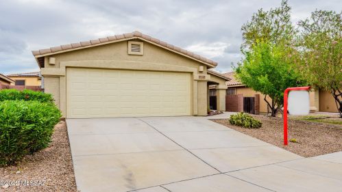 9047 Mystic Meadow Rd, Tucson, AZ 85756-6113