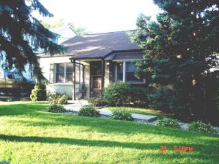 512 Rosewood Ave, Langhorne, PA 19053-4642