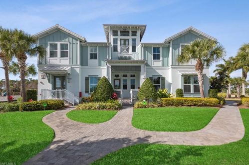 6536 Dominica Dr, Naples, FL 34113-8182