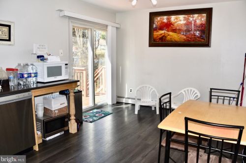 1 Courtney Ln, Downingtown PA  19372-1071 exterior