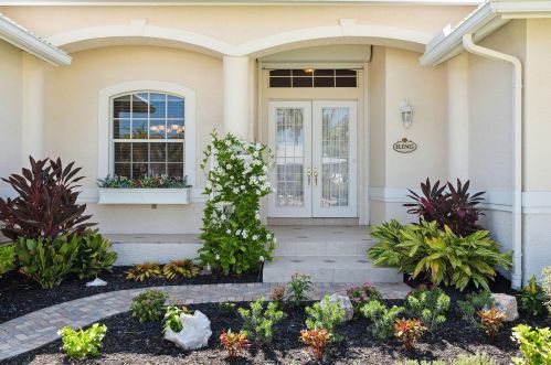 45 Algonquin Ct, Marco Island, FL 34145-4101