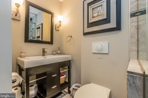 464 Sterling Ct, Southampton PA  18966-2776 exterior