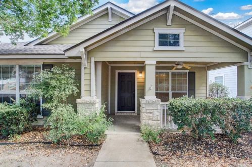 294 Hutton, Uhland, TX 78640-8933