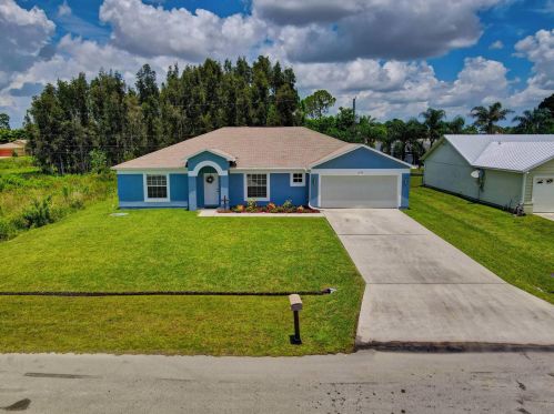 1279 Patricia Ave, Fort Pierce, FL 34953-5008