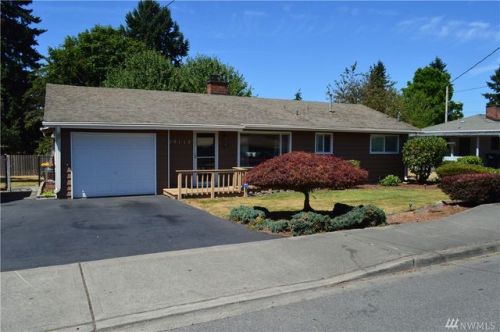 20115 32nd Ave, Seattle, WA 98155-1535