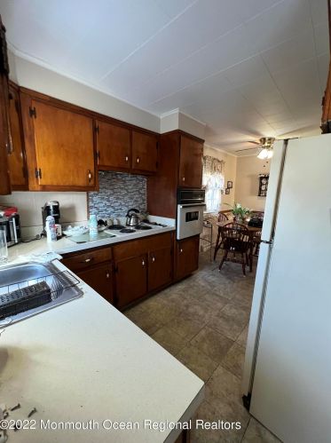 28 Bailey St, Pilesgrove NJ 08098-1013 exterior