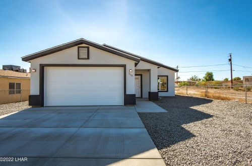 2112 Bermuda Dr, Bullhead City, AZ 86442-5522
