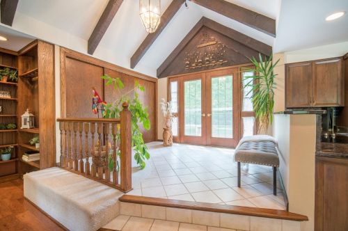 1810 Shalom Dr, West Bend, WI 53090-9006