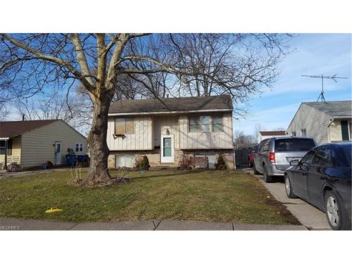 2039 Hancock St, Lorain, OH 44052-3229