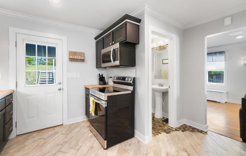 208 Grand Ave, Newport KY  41075-2020 exterior