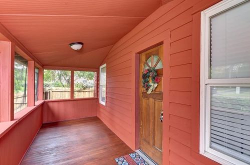 612 Salisbury Ave, Deland, FL 32720-3241