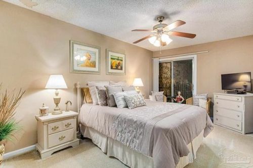 4810 Huron Dr, Pensacola FL  32507-8739 exterior