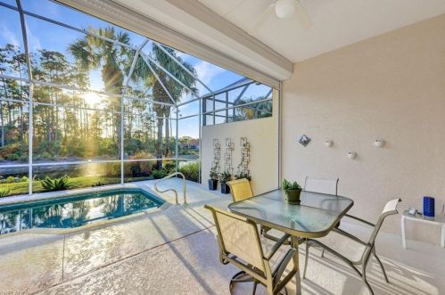 5893 Northridge Dr, Naples FL  34110-2376 exterior