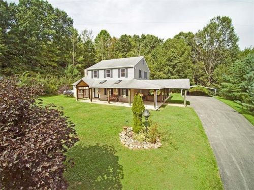 118 Schmitt Rd, Harmony, PA 16037-8506