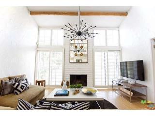 1738 Camino Parocela, Palm Springs CA  92264-8230 exterior
