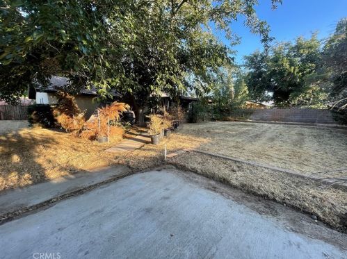 42843 Normandy Ln, Lancaster CA  93536-4835 exterior