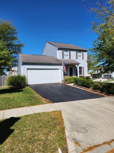 490 Poppy Ln, Marysville, OH 43040-8108