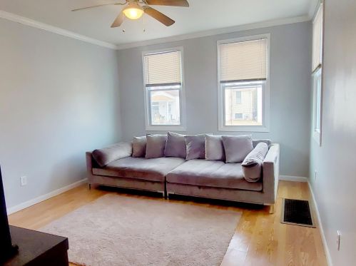 432 4th St, Newport, KY 41071-1733