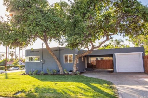 55 Center St, Redlands CA  92373-5132 exterior