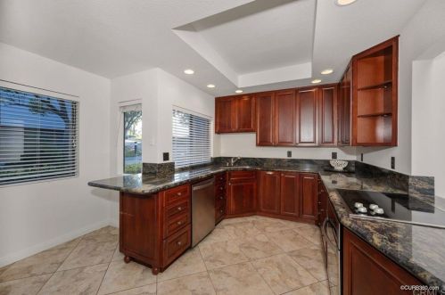 11160 Caminito Vista Pacifica, San Diego CA 92131-3301 exterior