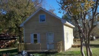 1407 Durham St, Burlington, NC 27217-1231