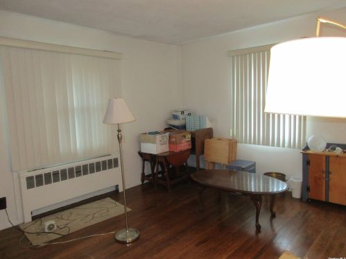 333 2nd St, Elwood NY  11731-2909 exterior