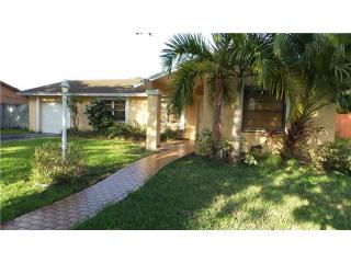 4421 135th Ave, Miami, FL 33175-3818