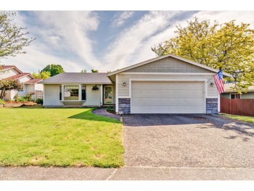 534 Duniway Ave, Damascus, OR 97030