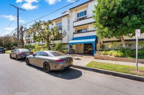 5255 Bellingham Ave, North Hollywood CA  91607-2662 exterior