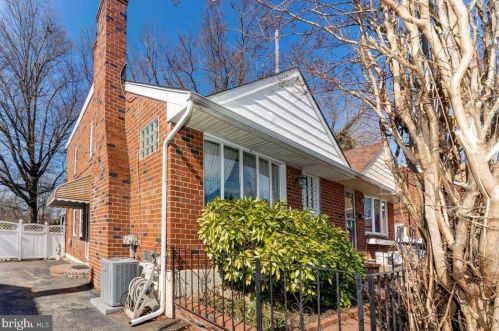1093 West Cir, Ridley Park, PA 19078-2733