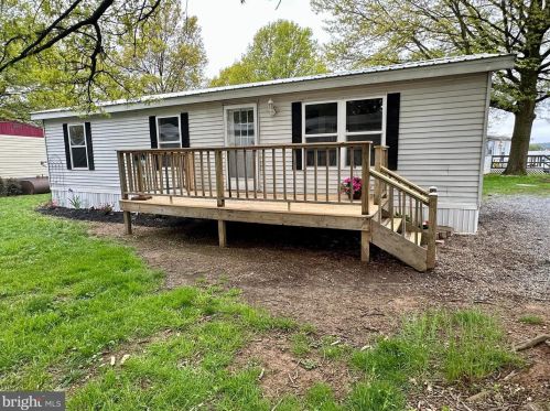 248 Davey Dr, Marsh, PA 19520-9048