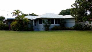 691 Kihapai St, Kailua HI  96734-2249 exterior