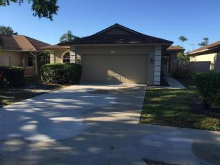 133 Sims Creek Ln, Jupiter FL  33458-7986 exterior