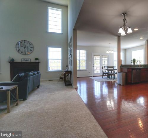 39068 Irish Corner Rd, Lovettsville VA  20180-2742 exterior