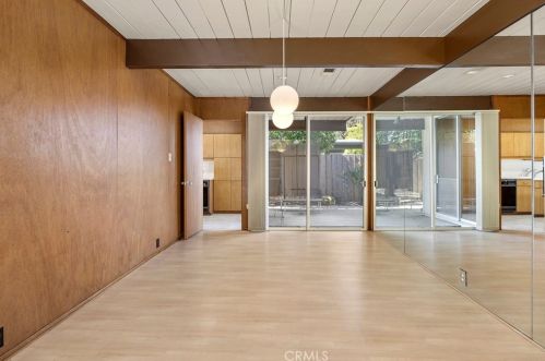 5041 Elsinore Ave, Orange CA  92869-1223 exterior