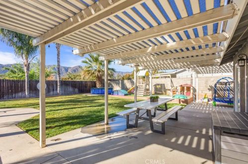 3871 Adams St, Lake Elsinore CA  92530-5312 exterior