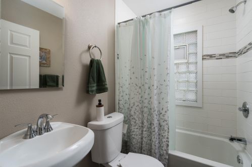 2554 75th St, Milwaukee WI 53214-3019 exterior