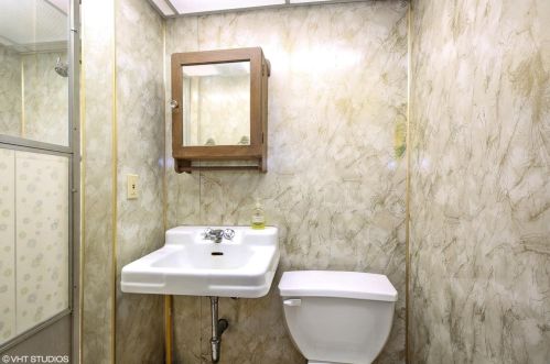 8630 Maple Ave, Gary IN  46403-1423 exterior