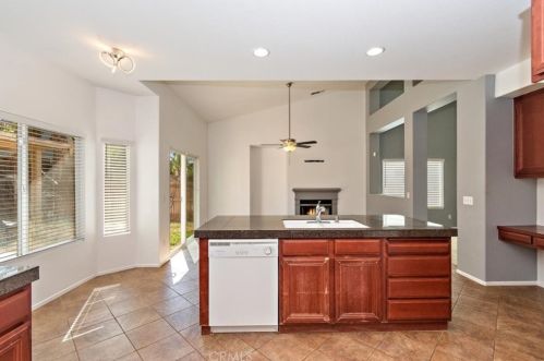 1630 Ravenswood Rd, Beaumont CA  92223-5149 exterior